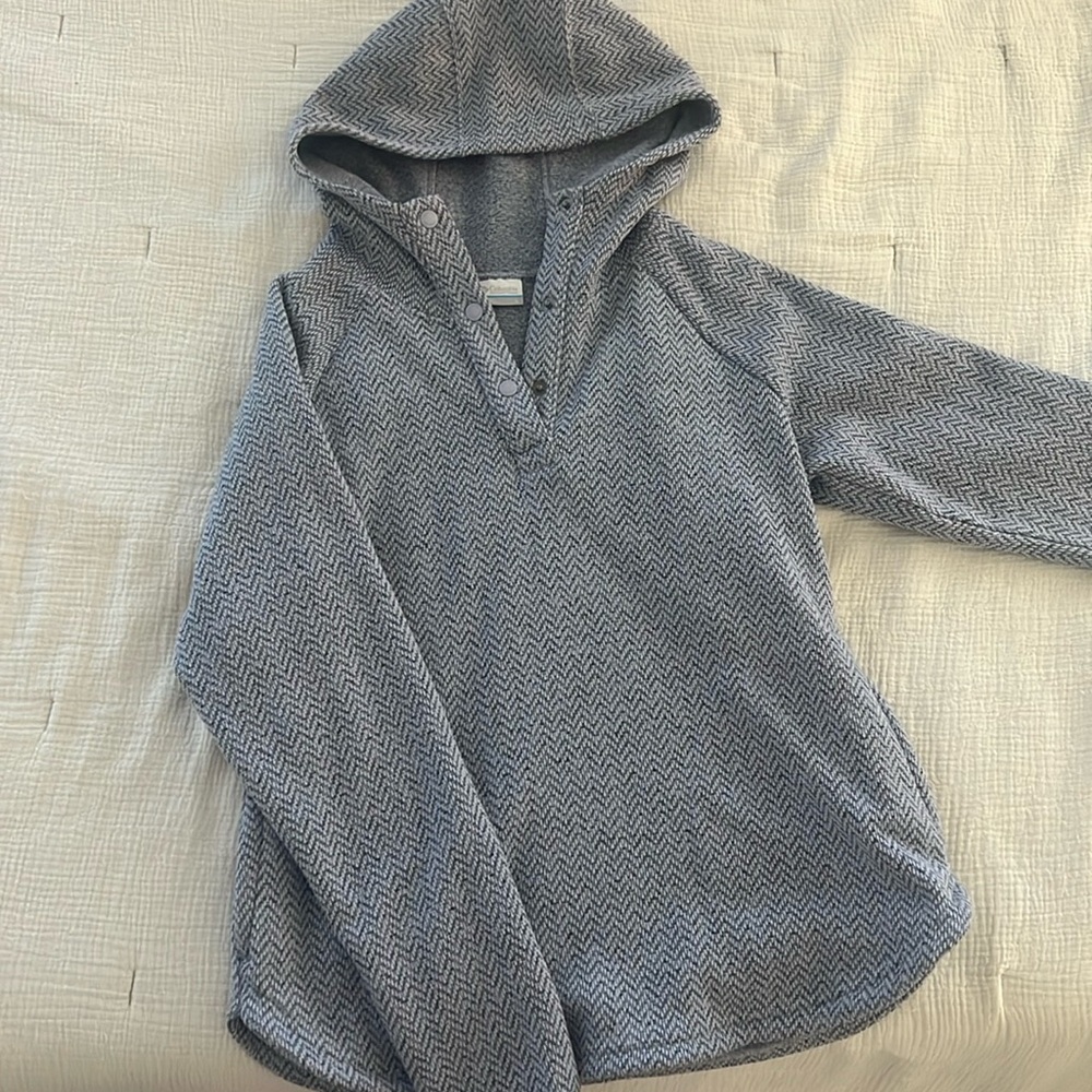 Columbia Pull Over